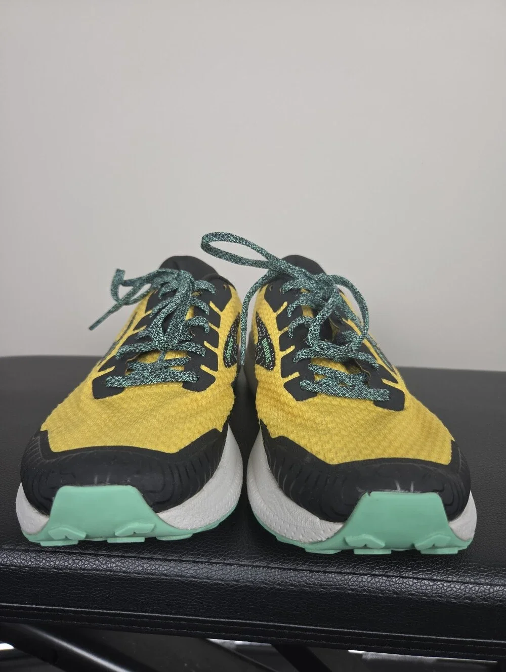 Brooks Divide 4 Trail Running Shoes Mens 7.5 Yellow Black